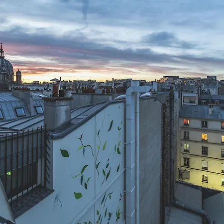 Pavillon Saint Augustin ホテル パリ