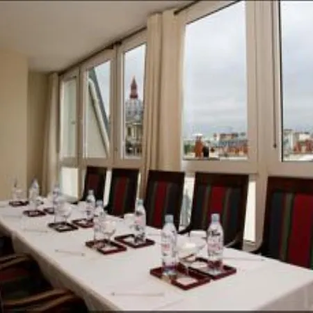 Pavillon Saint Augustin 3* パリ