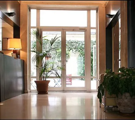 Pavillon Saint Augustin ホテル 3*
